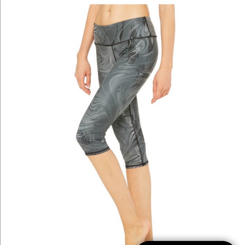 Alo Yoga Capri pant
